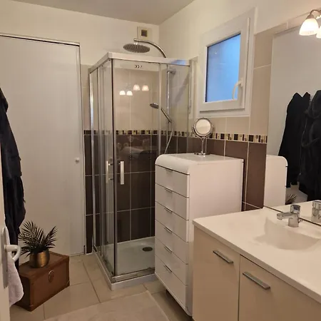 Villa Maison 5 Pièces Avec Jacuzzi Nîmes