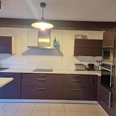 Maison 5 Pièces Avec Jacuzzi Villa Nîmes