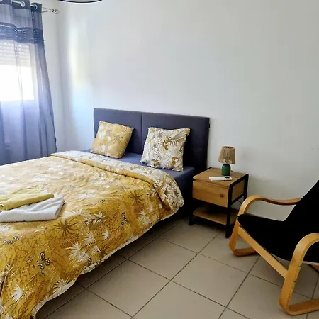 Cosy T5, Calme Avec Jacuzzi Xl Nîmes